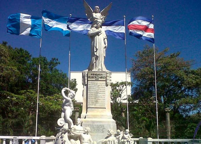 Nicaragua honrará a Rubén Darío con un maratón nacional de poesía