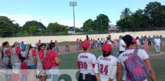 Foto: Madres de familia participan de 5to campeonato de softball en Managua / TN8