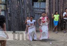 Alegre navidad con niñez, quiebre de piñatas y juegos tradicionales en Ocotal Alegre navidad con niñez, quiebre de piñatas y juegos tradicionales en Ocotal