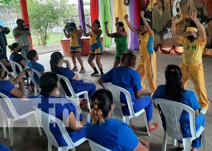 2 Foto: Privadas de libertad de Tipitapa celebran la navidad con acto cultural / TN8