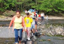 Fieles católicos participan en la purísima acuática en el Cañón de Somoto Fieles católicos participan en la purísima acuática en el Cañón de Somoto