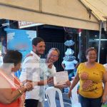 Comerciantes de Granada con buenas expectativas en la víspera de navidad Comerciantes de Granada con buenas expectativas en la víspera de navidad