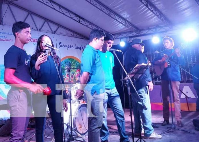 Foto: INTUR celebra la navidad al ritmo de Sones de Pastorelas en Diriomo / TN8