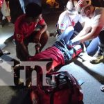 Motociclista se estrella contra una camioneta en el km 13, carretera sur, en Managua Foto: Motociclista se estrella contra una camioneta en el km 13, carretera sur, en Managua / TN8