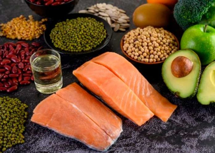 3 Consumir estos 6 alimentos te puede ayudar a prevenir el cáncer de colon