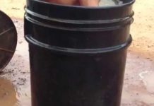 Niña muere ahogada en balde de agua mientras «mami» lavaba trastes en Argentina Bebé muere ahogada en un balde de agua en Argentina