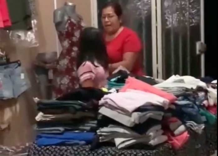 6 Jovencita castigada con cinturón por llegar noche a casa