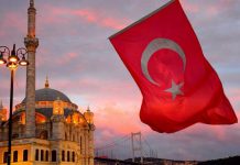 VIDEO | «Se salvó por un pelo» un abuelito en Turquía Foto: VIDEO | Un abuelito logra contar la historia luego de que este casi se ahoga, en Turquía / Cortesía