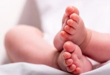 Mujeres «sin escrúpulos» abandonan a bebé en restaurante de Bolivia Abandonan a bebé de 6 meses en restaurante de Bolivia