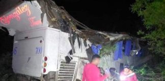 Caída de bus en México dejó tres muertos y heridos
