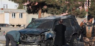 Dos asaltantes mueren en Afganistán tras detonar coche bomba