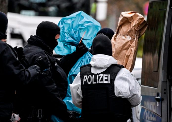 Arrestan a 25 personas acusas de planear un golpe de estado en Alemania