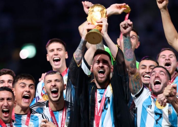 argentina3 ¡Argentina de fiesta! Miles celebran la conquista de la tercera Copa del Mundo