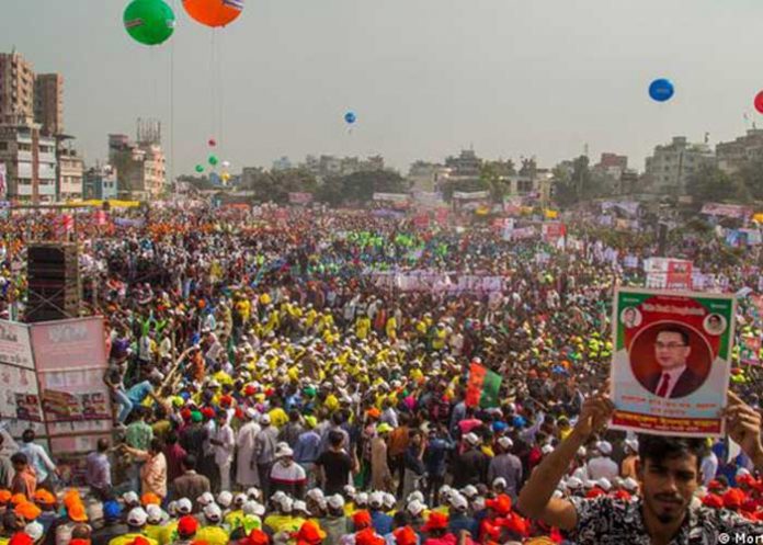 Masiva protesta en Bangladesh contra políticas económicas