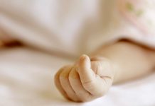 Pánico en Francia: Encuentran 2 bebés muertos en un congelador Hallan dos bebés muertos en un congelador en Francia