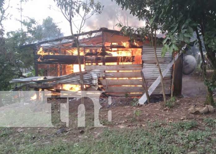 Foto: Explosión e incendio en una vivienda de Bonanza / TN8