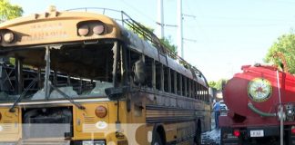 Foto: Bus que cubre la ruta Managua-Masaya toma fuego / TN8