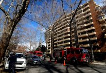¡Viva de milagro! Niña de 3 años cae desde el piso 14 de un edificio en Chile ¡Viva de milagro! Niña de 3 años cae desde el piso 14 de un edificio en Chile