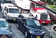 ¡De milagro! Tráiler la atropelló, le pasó por encima y sobrevive en Colombia ¡De milagro! Tráiler la atropelló, le pasó por encima y sobrevive en Colombia