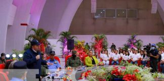 Foto: Presidente de Nicaragua, Daniel Ortega, junto a la Vicepresidenta Rosario Murillo, en conmemoración a 50 años del terremoto / TN8