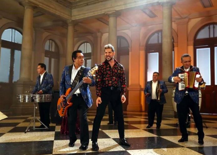 David Bisbal sorprende con dueto con Los Ángeles Azules