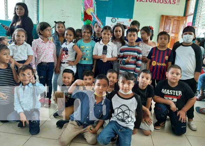 Foto: Celebración del cierre de año escolar en colegio de Managua / TN8