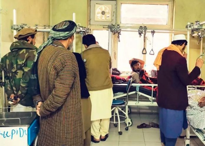 Mueren 19 estudiantes en escuela de Aybak, Afganistán