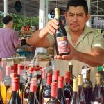 Vino, rompope y más en el Parque de Ferias por la Navidad Foto: Gran variedad de productos en el Parque de Ferias / TN8