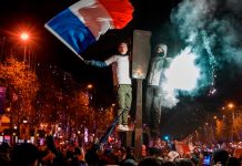 En Francia arrestan a 277 personas por disturbios tras la final del Mundial En Francia arrestan a 277 personas por disturbios tras la final del Mundial