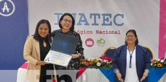 Foto: Docentes de inglés reciben títulos gracias al MINED y al INATEC / TN8