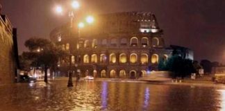 Fuerte tormenta deja "bajo agua" las calles de Roma causando caos