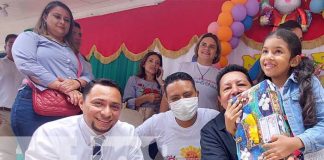 Niños de Matagalpa reciben sus juguetes navideños