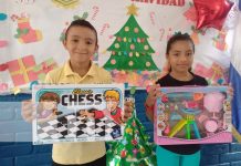 Niños y niñas con alegría reciben sus juguetes en Carazo y Rivas Foto: Niños y niñas de Carazo y de Rivas entregan juguetes / TN8