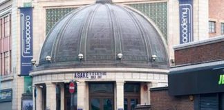 ¡Tragedia en Londres! Cuatro personas graves tras estampida en un concierto