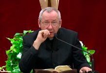 "En el nombre de Dios": Sacerdote cercano al Papa violó a más 20 monjas