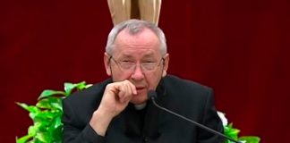 "En el nombre de Dios": Sacerdote cercano al Papa violó a más 20 monjas