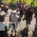 ¡Por poquito! Casi le rajan la vida por un partido de beisbol en la Isla de Ometepe (VIDEO) ¡Por poquito! Casi le rajan la vida por un partido de beisbol en la Isla de Ometepe
