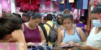 Foto: Promociones en tiendas del Mercado Oriental / TN8