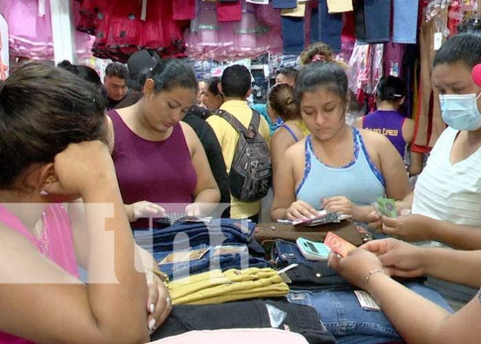 oriental-mark-2 Foto: Promociones en tiendas del Mercado Oriental / TN8