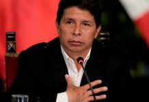 Pedro Castillo es arrestado por agentes de la Policía de Perú
