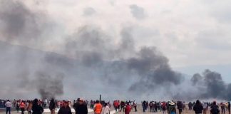 Más de 2 mil manifestantes se toman Aeropuerto de Perú en contra del Gobierno de Boluarte