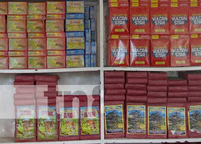 Foto: Venta de pólvora en Managua / TN8