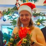 ¡Sin prejuicios! Pareja en Reino Unido posa "como Dios los trajo al mundo"