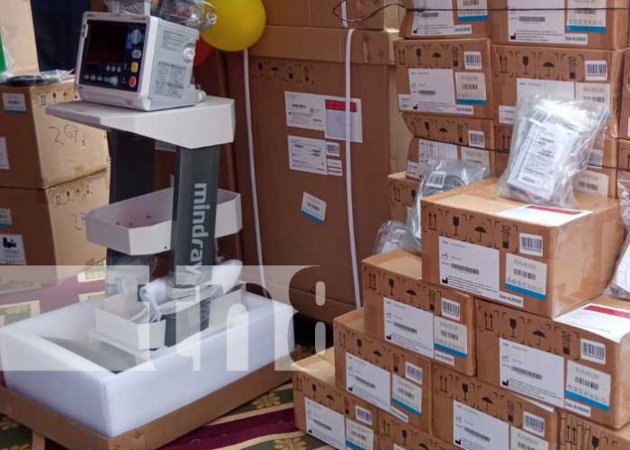 Foto: Entrega de equipos de reanimación para los SILAIS de Nicaragua / TN8