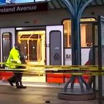 En una estación de tren un joven le arrancó la oreja a un abuelito En una estación de tren un joven le arrancó la oreja a un abuelito