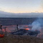 Potente volcán en Hawái entra en erupción tras un mes sin actividad
