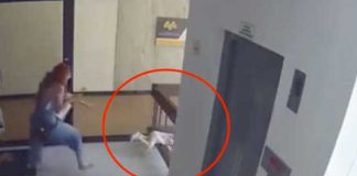¡VIDEO! De milagro madre salva a su bebé de caer de un edificio