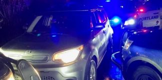 Policías de Estados Unidos detienen a niño que había robado un vehículo