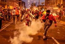 Protestas en Perú continúan en su sexto día consecutivo Protestas en Perú continúan en su sexto día consecutivo