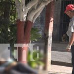 En Estelí encuentran a una persona fallecida en la acera de una casa En Estelí encuentran persona fallecida en la acera de una vivienda